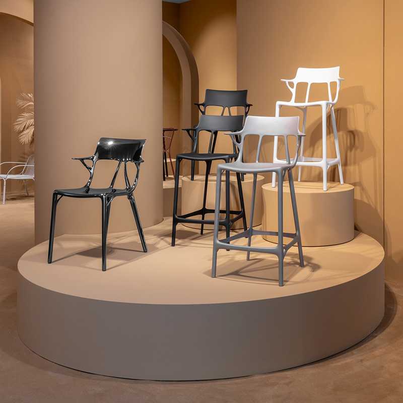 エーアイさん専用スツール 椅子 インテリア エーアイスツール65｜Kartell｜カルテルオフィシャルサイト