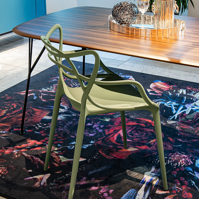 取付無料！カルテル マスターズチェア グリーン スタッキング可 ダイニングチェア マスターズ｜Kartell｜カルテルオフィシャルサイト｜イタリア製