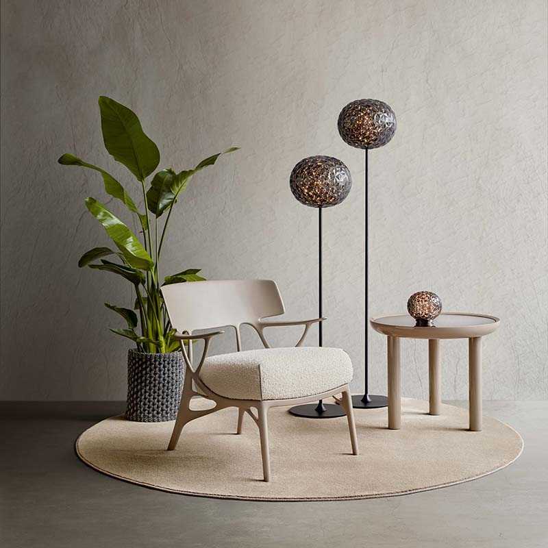 フラワースタンド　特殊形状　PUNTER スペイン　アラゴン　テルエル プラネットスタンド ロー｜Kartell｜カルテルオフィシャルサイト