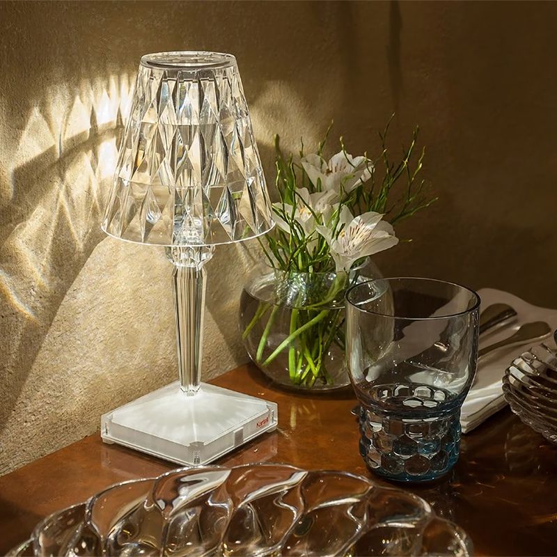 ★美品★Kartell カルテル バッテリーランプ　フロアーランプ　LED充電式 バッテリー｜Kartell｜カルテルオフィシャルサイト｜イタリア製 家具