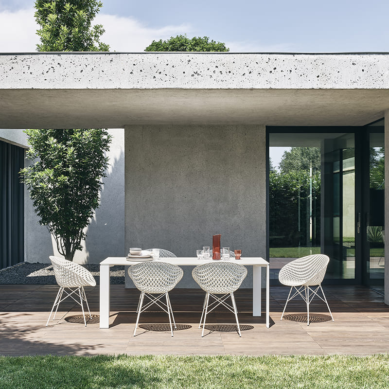 スマトリックアウトドア｜Kartell｜カルテルオフィシャルサイト