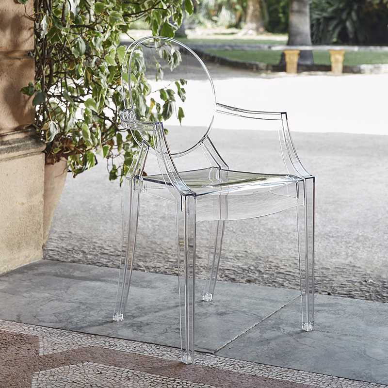 ルイゴースト｜Kartell｜カルテルオフィシャルサイト｜イタリア製 家具