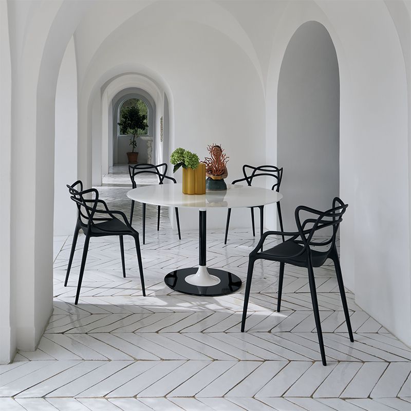 ティエリーXXLラウンド｜Kartell｜カルテルオフィシャルサイト