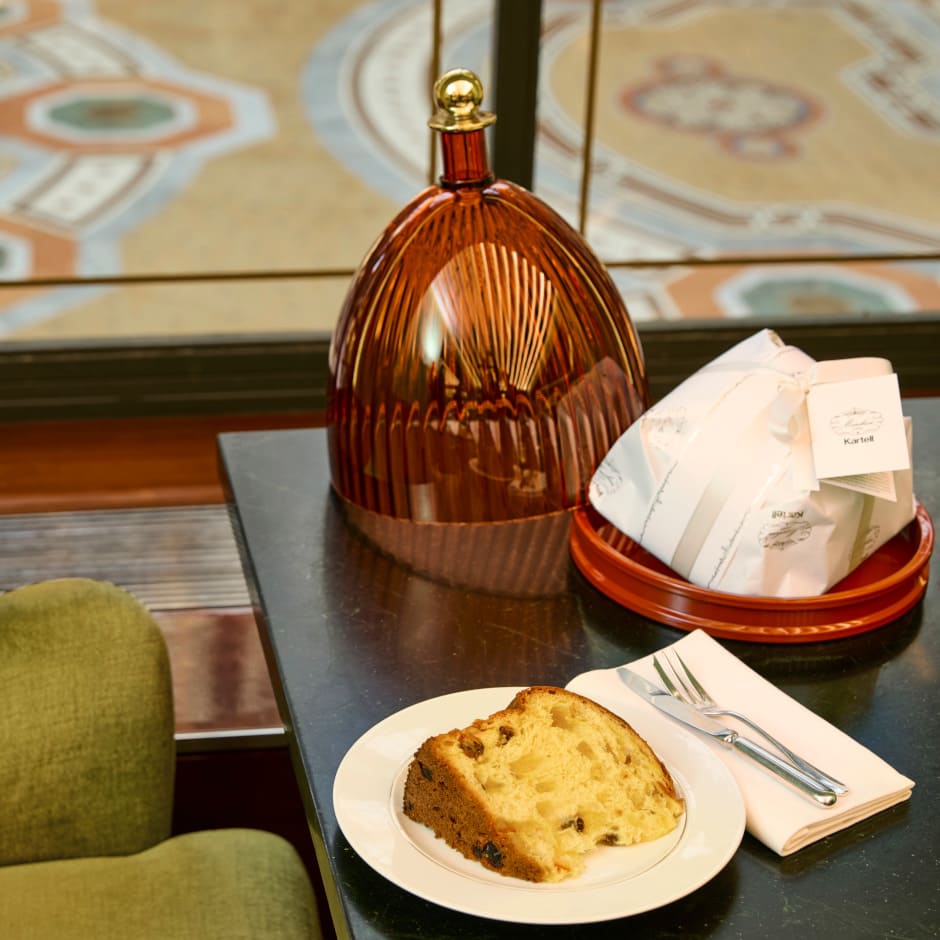 先行販売】Kartellの最新作「ラクーポール」を、ミラノ老舗の味と共に