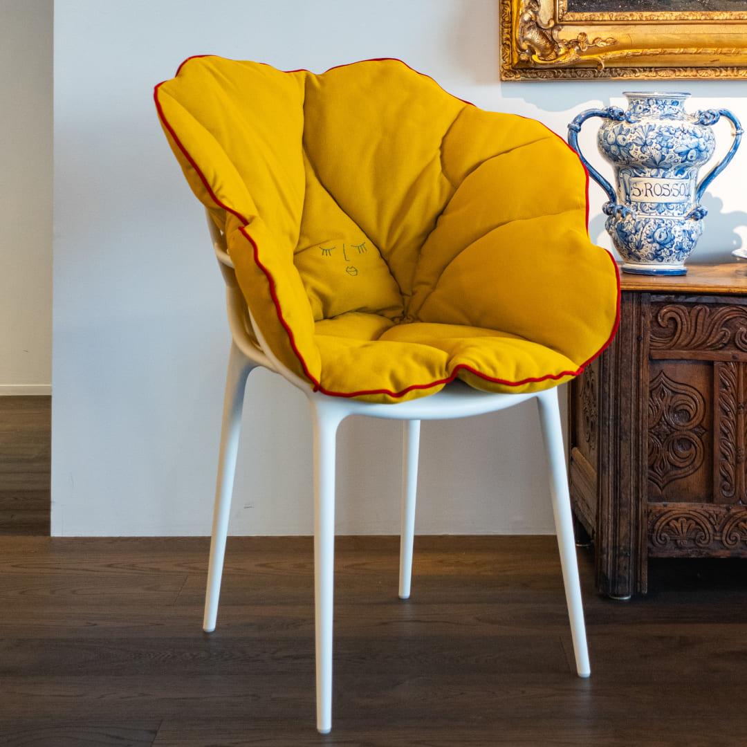 アリスズフラワーズクッション｜Kartell｜カルテルオフィシャルサイト