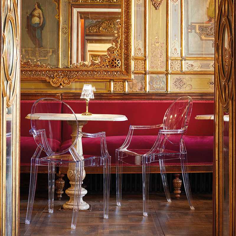 Kartell カルテル LOUIS GHOST　ルイゴースト アームチェア ルイゴースト｜Kartell｜カルテルオフィシャルサイト｜イタリア製 家具