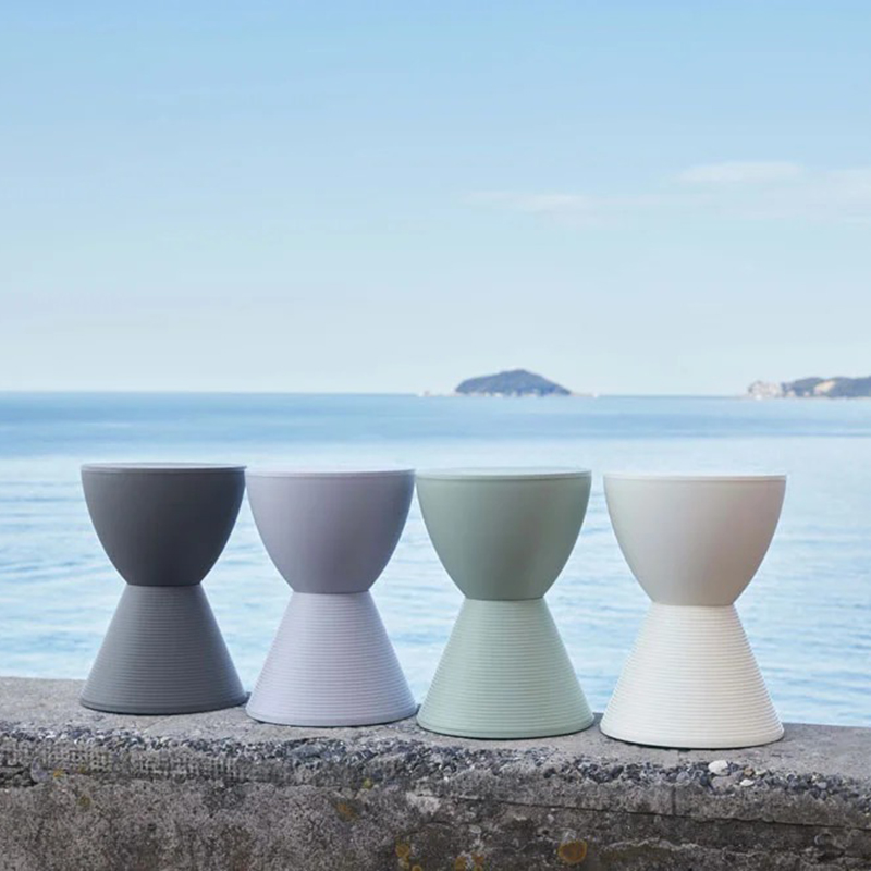 Kartell カルテル プリンス アハ ラベンダーグレイ フィリップ・スタルク プリンスアハ｜Kartell｜カルテルオフィシャルサイト｜イタリア製 家具
