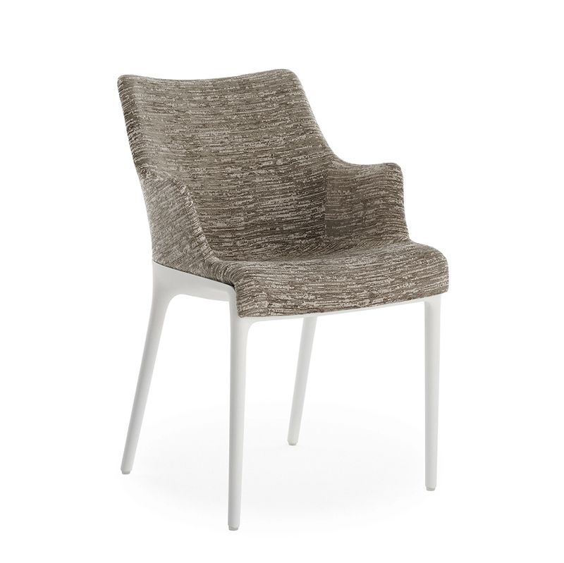 エレガンツァニア Kartellサマープロモーション