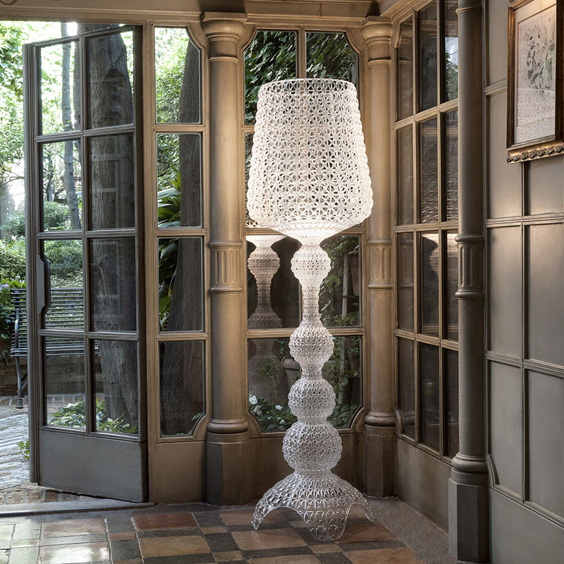 展示品　カルテル　カブキ　フロアスタンド　照明　ライト　ランプ　高級 カブキ｜Kartell｜カルテルオフィシャルサイト｜イタリア製 家具