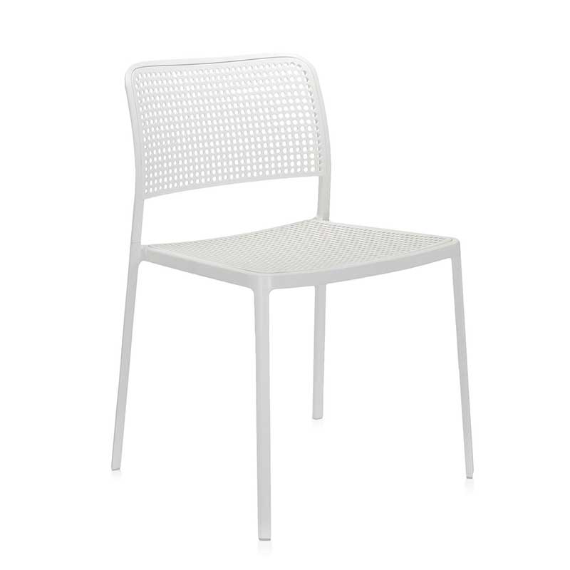 便利！スタッキングできるチェア｜Kartell｜カルテルオフィシャル