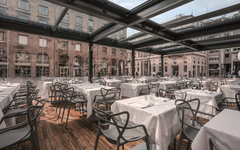 トーヨーキッチンスタイル　Kartell　カルテル　椅子　マスターズ